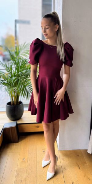 Veinipunane puhvvarrukatega minikleit 2061