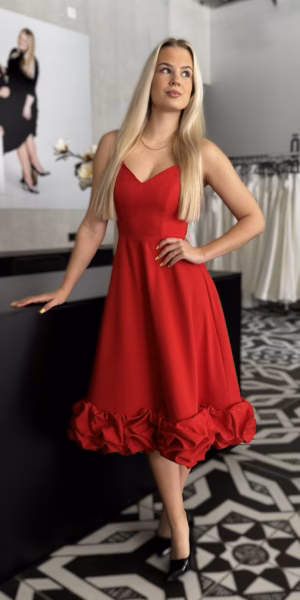 Säravpunane volangäärega midikleit 2185